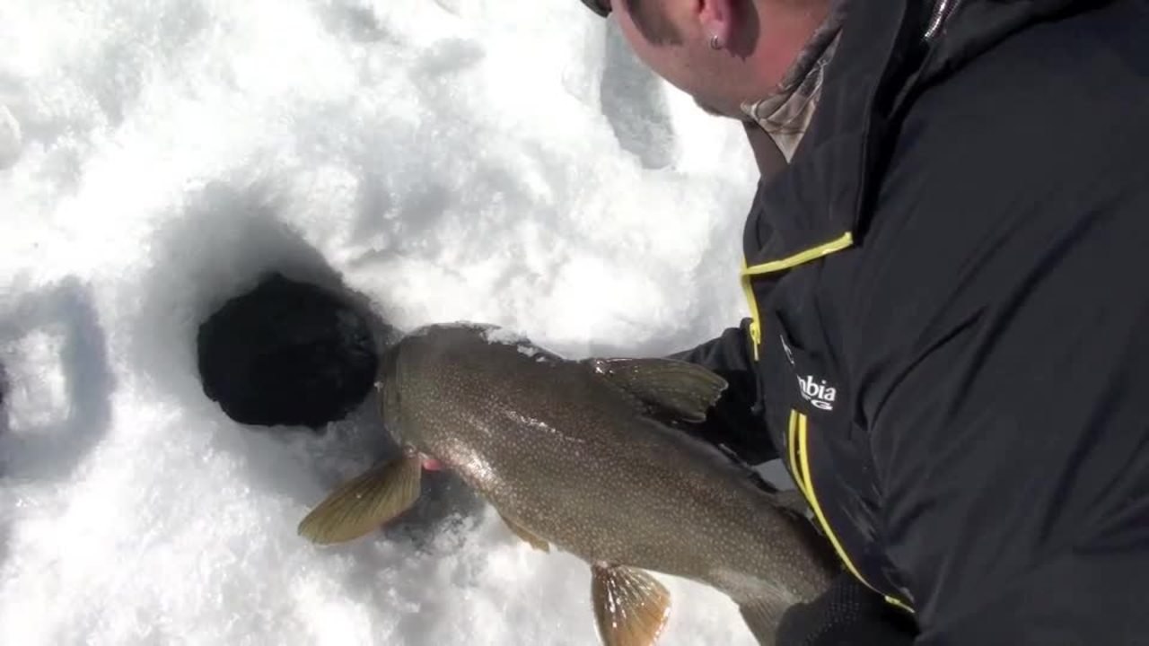 Field & Stream's Hook Shots, Season 4 Ep.1: Colorado Lakers Through The Ice