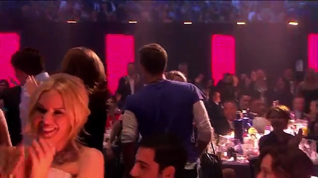 Coldplay wins British Group - The BRIT Awards 2016