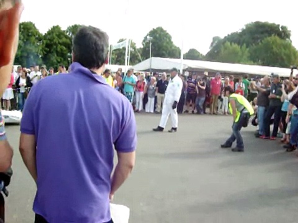 2011 Goodwood FoS - F1 cars returning to paddock