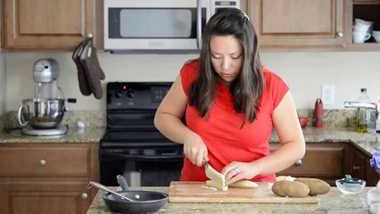 How to Separate an Egg - Cooking Tips and Tricks