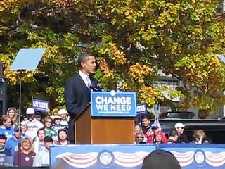 Obama closing out speech before 100,000 in Denver 10/26/08
