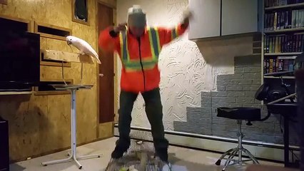 How to fix a round cage