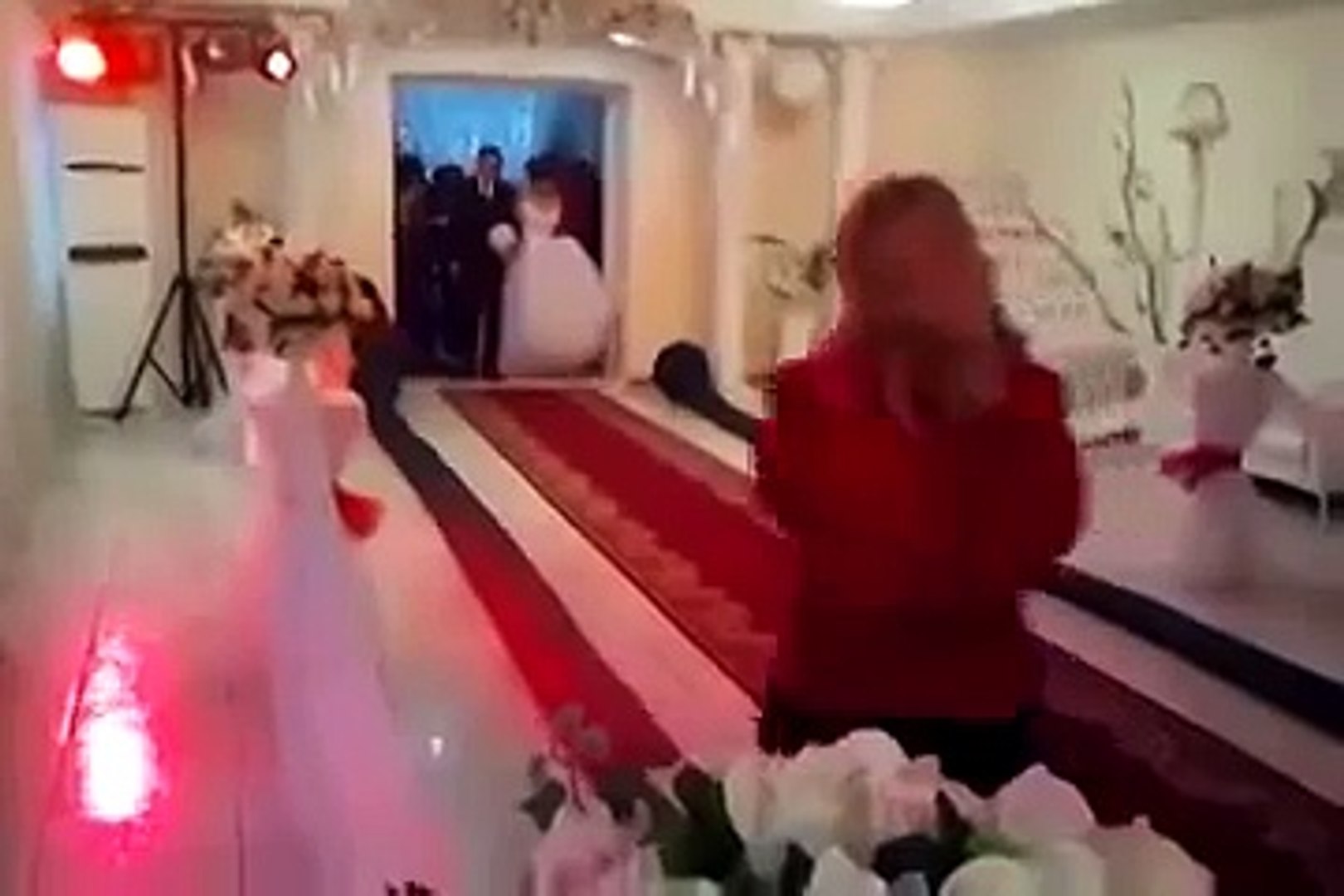 ⁣Вот это выход!Класс!