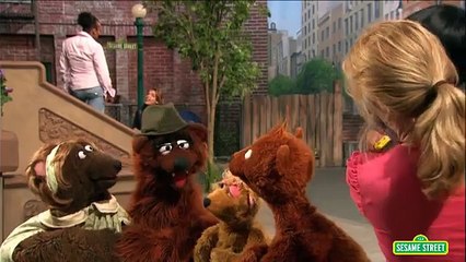Sesame Street - Baby Bears New Babysitter