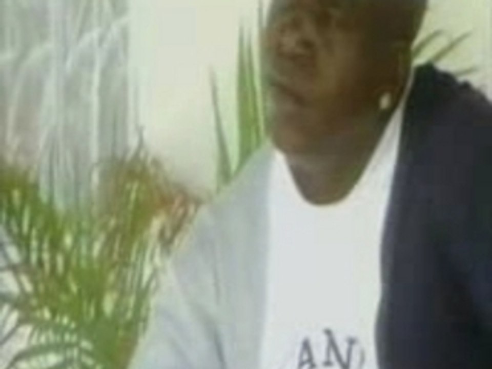 Barrington Levy & Bounty Killer - Living Dangerously