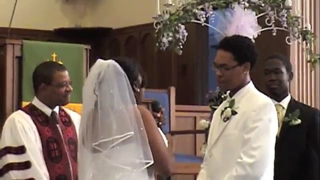 Amazing Bride Sings "Inseparable" at Royal Wedding 2