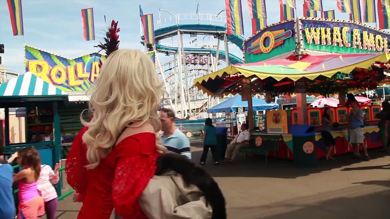 ULA UBERBUSEN for Miss Coney Island 2014!