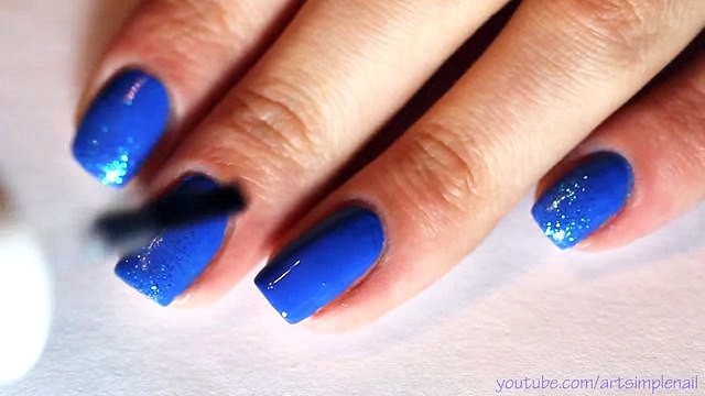 Маникюр на Новый год. Арт дизайн ногтей Мишка - Polar Bear Winter Nail Design