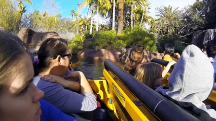 JURRASIC PARK: THE RIDE - POV RIDE THROUGH - UNIVERSAL STUDIOS HOLLYWOOD, CALIFORNIA