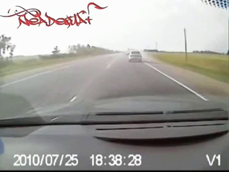 HEAD ON CAR CRASH RUSSIA