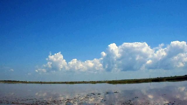 Соленое озеро