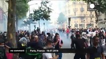 France: Police fire tear gas as banned pro-Palestinian protest turns violent - no comment