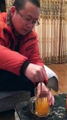 Watch What Happened With This Orange Drink When Tissue is Put in It - Shocking