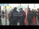 Report TV - Bulevardi Tiranës/ Banorët përplasen me policinë, nis shembja e banesave