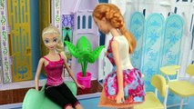 Elsa Does Frozen Kids Homeschool!!! DisneyCarToys Disney Frozen Annas Kid Krista School