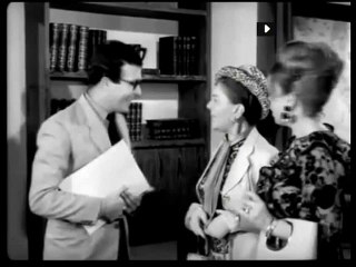 Σώκρατες, ποια είναι αυτή που φιλάς; ΑΤΑΚΕΣ