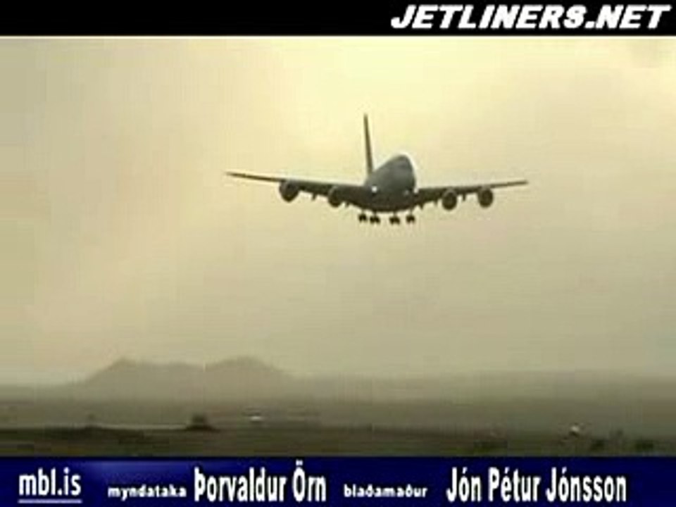 A380 Airbus Crosswind Landing Flight Test
