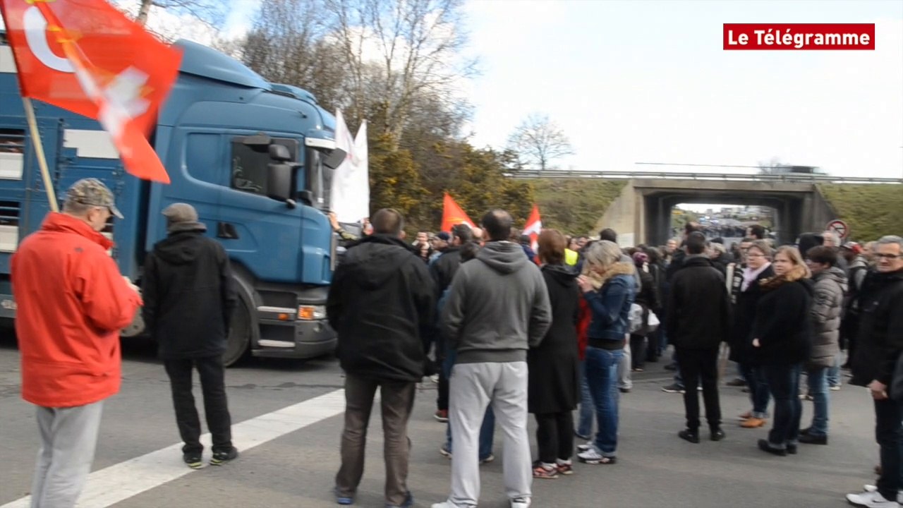Lamballe. Négociations annuelles : les salariés  de la Cooperl en grève