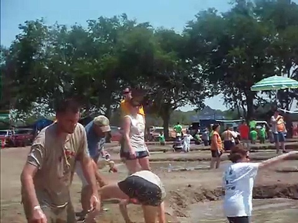 1st Annual Hog Splash Mudd volleyball tournament