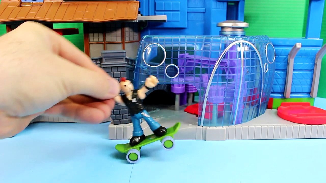 Disney Pixar Cars Sheriff Car Lightning McQueen Mater Battle Imaginext Mohawk Dude Jail Robot