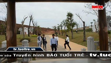 Bạn trẻ viết vẽ bậy tại tượng đài Mẹ Việt Nam Anh hùng