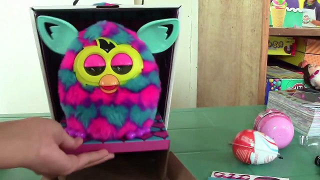 Furby Boom Hello Kitty Surprise Eggs Kinder Joy Surprise Eggs, Furby Boom Eats Kinder Surprise Egg