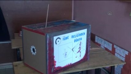 Ağrılı Çocuklar "İğne Deliğinden" Köylerini Fotoğrafladı