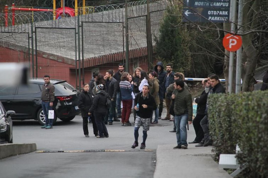 Boğaziçi Üniversitesi'nde bomba alarmı: Kampüs boşaltılıyor