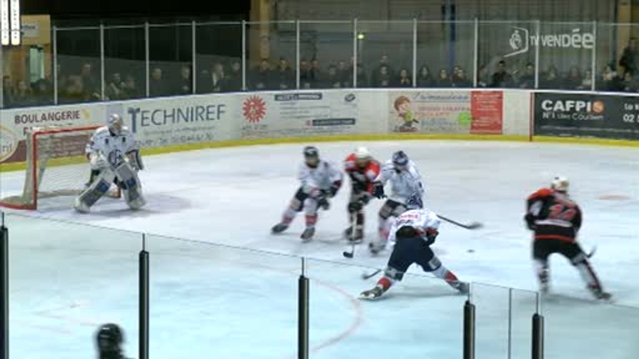 Hockey sur glace : La Roche-sur-Yon vs Caen (3-1)