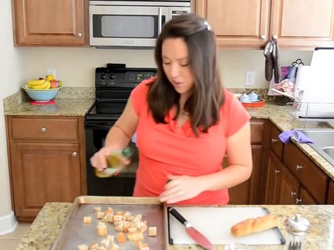 How to Make Homemade Croutons {for salad}