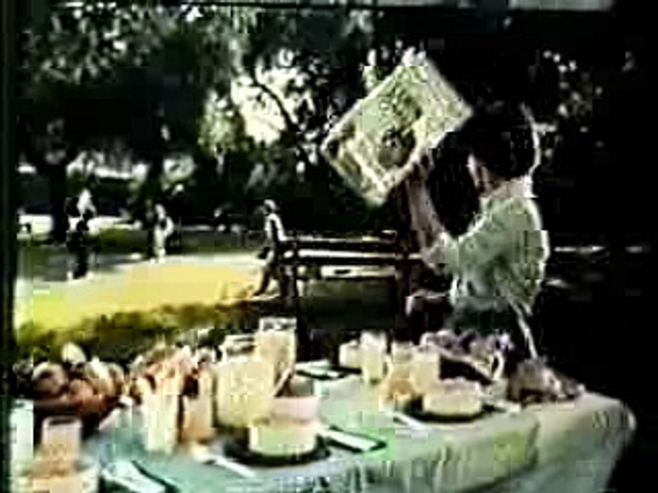 Fernando Valenzuela Spanish Kelloggs Corn Flakes Commercial