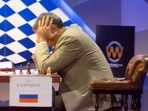 Kasparov vs Kramnik - Londres 2000 - Partie 2 - Vidéo Dailymotion