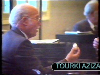 الفنان عدنان الشواشي ــ يدرس الموسيقى لتلميذ من نوع خاص