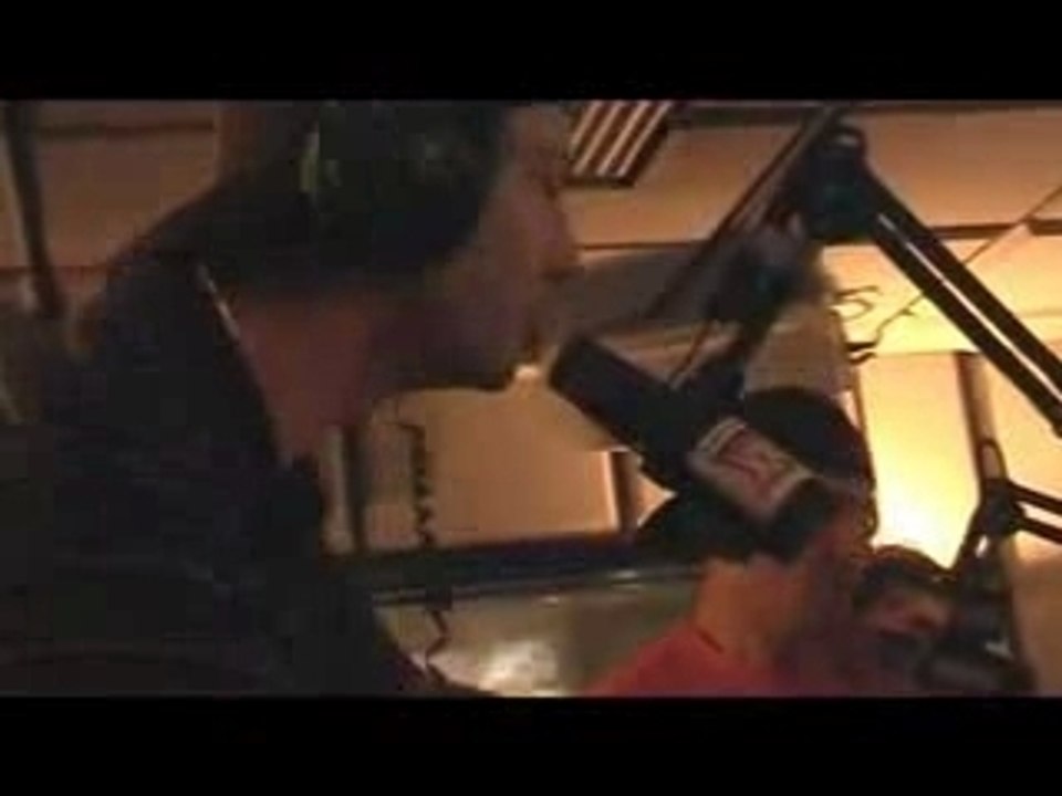 - Fatal Bazooka - Planete Rap viens bégère