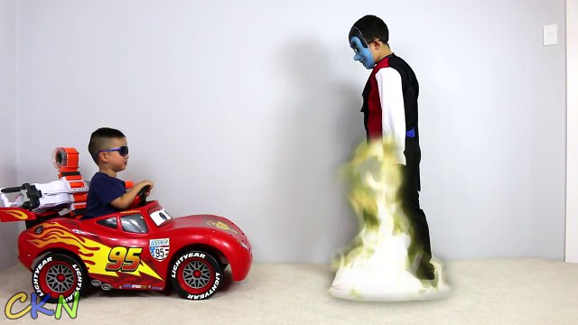 Red Power Ranger Samurai and Disney Cars Vs Evil Vampire CKN Toys