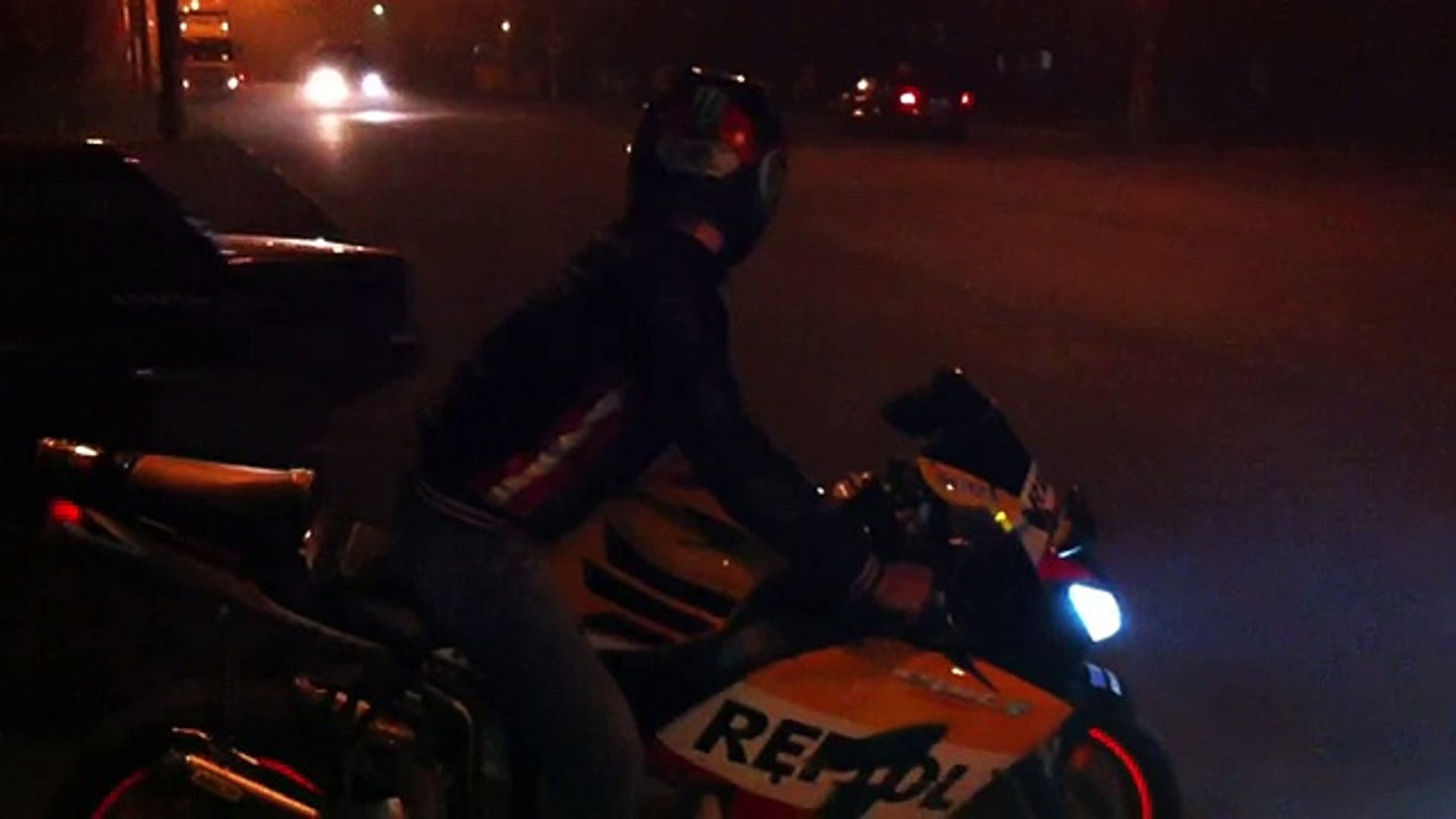 ⁣Шок прохват по городу на спорт байке honda cbr 1000rr fire blade