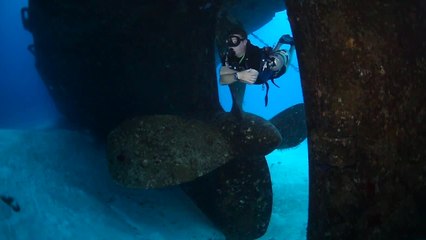 The Cayman Islands for Advanced Divers