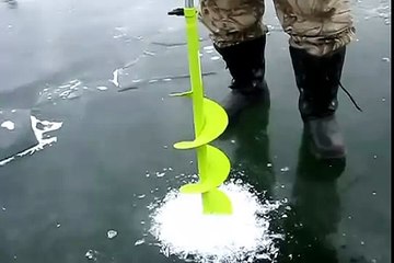 Зимняя рыбалка,ловим судака!