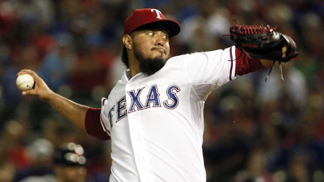 Gallardo Signs with O's, Fowler Re-Signs