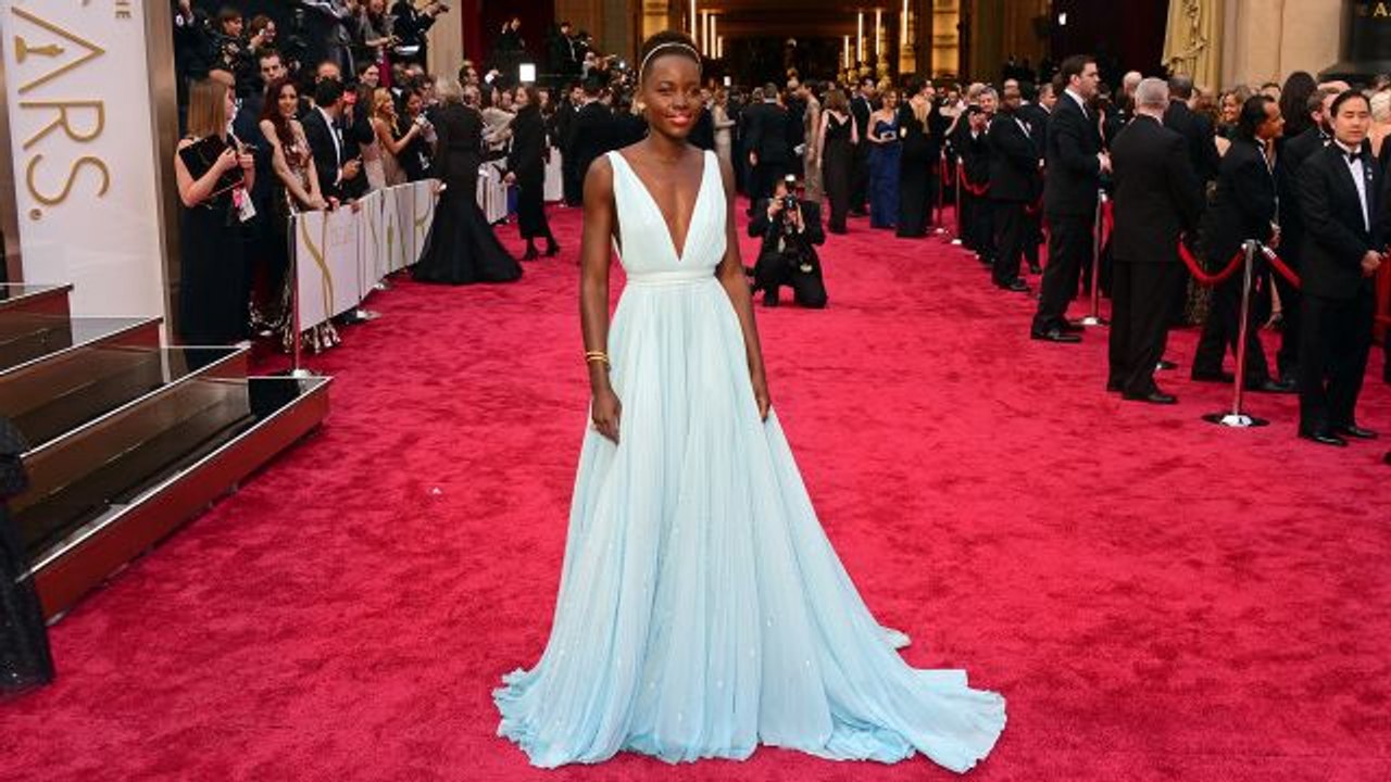 9 Ways to Rule the Oscars Red Carpet