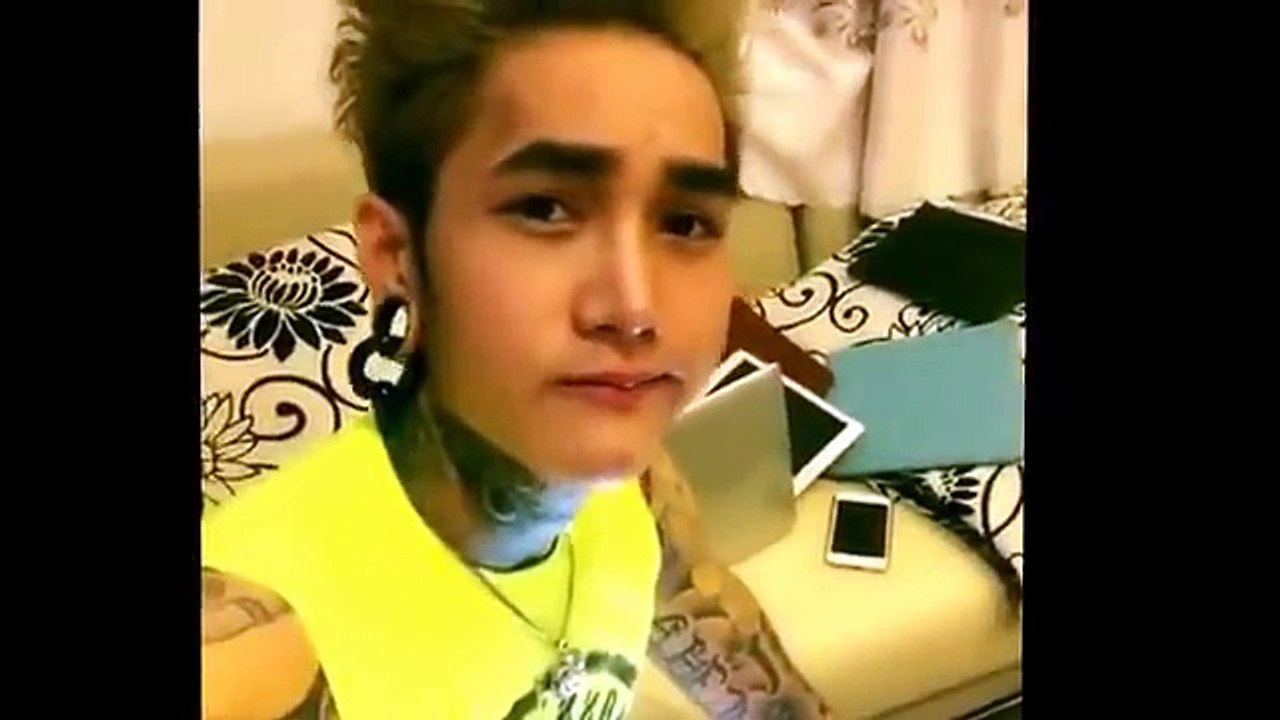 Valentine hot Boy xăm trổ tặng cho người yêu trên 1 tỷ dola