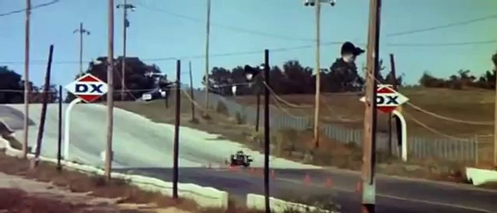 Two-Lane Blacktop (1971) - Trailer