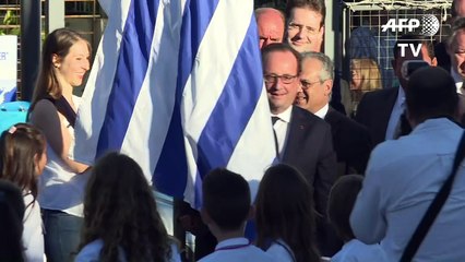 Hollande évoque l'amitié Uruguay/France à Montevideo