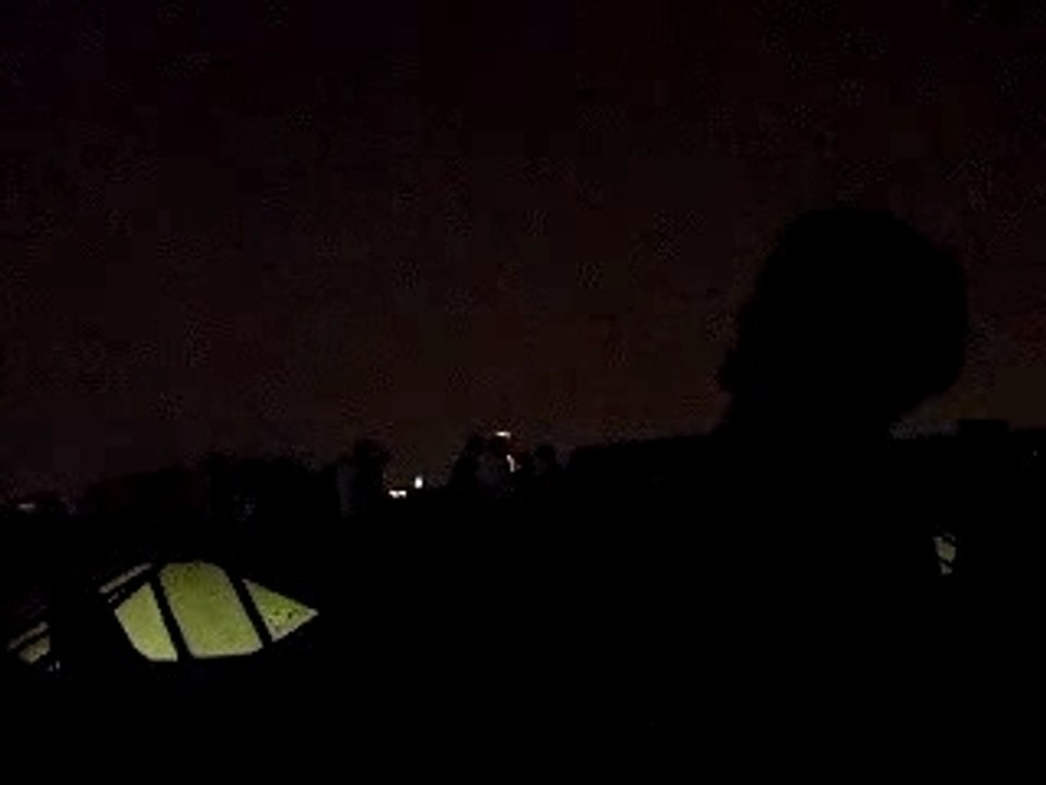 The Au Bros Having a Laugh