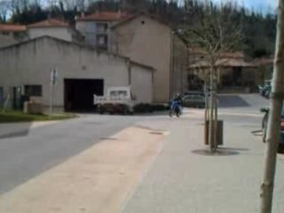 By ccc "pti defilemen de clot en cabre"