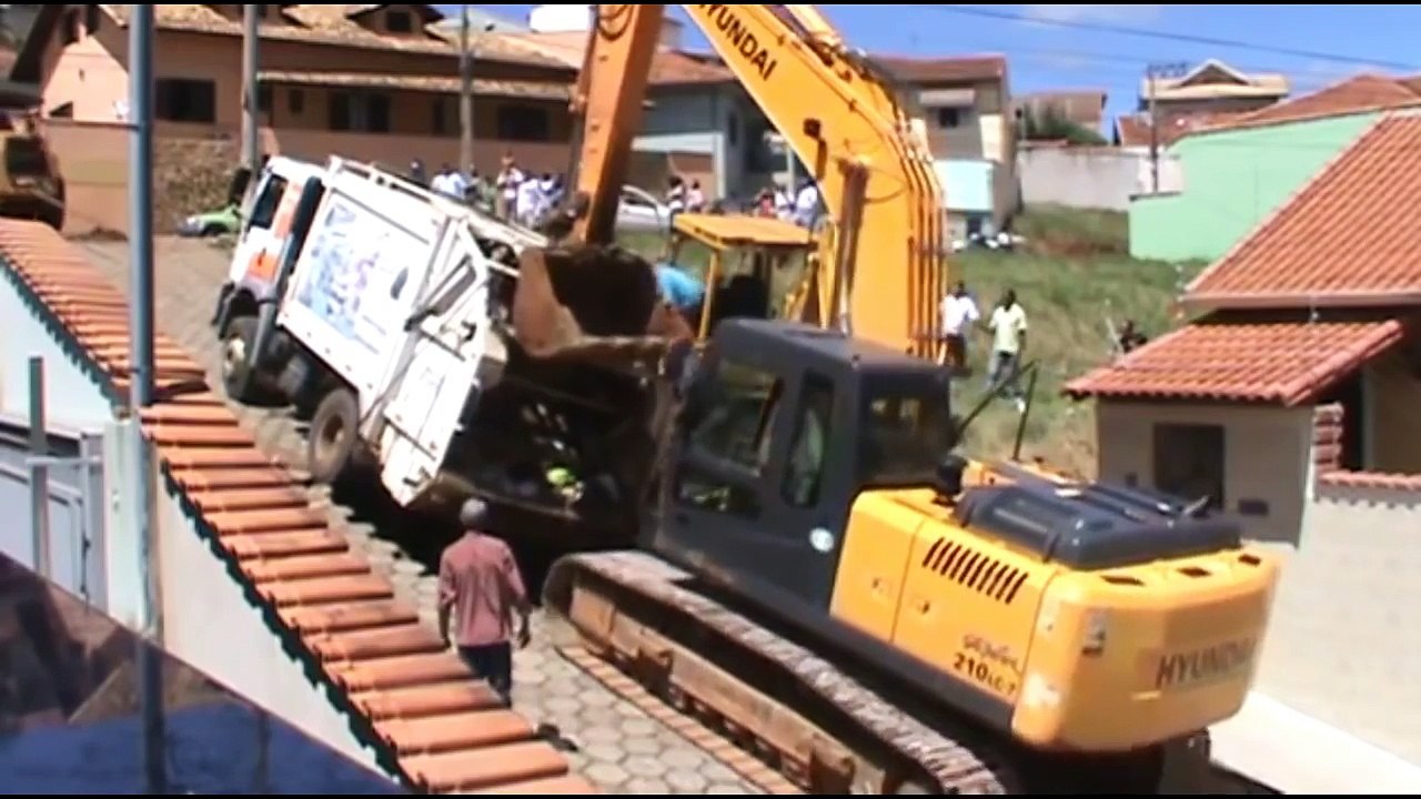 awesome heavy equipment accident new compilation