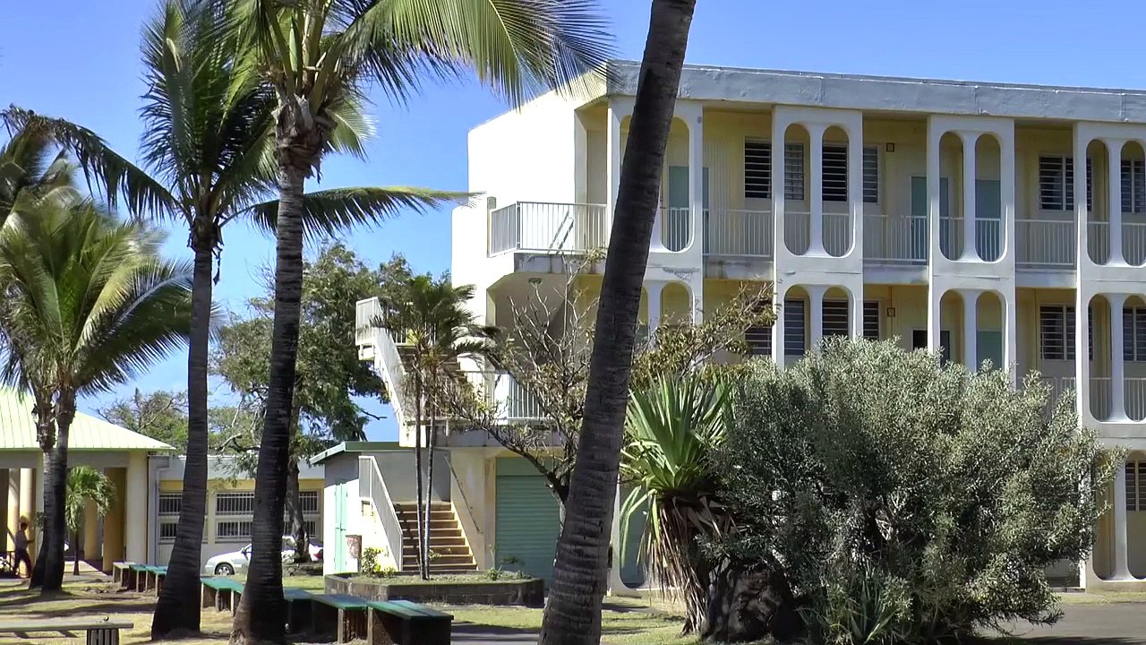 Du collège connecté au collège préfigurateur : le collège connecté