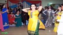 Beautiful Girl Wedding Shadi Dance Mujra  Private Party Dance 2016