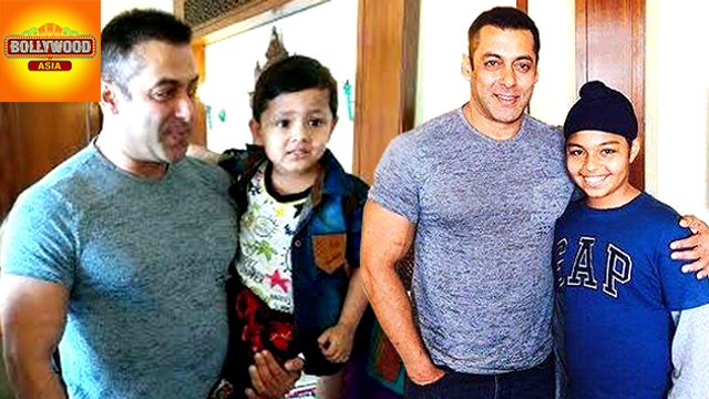 Salman Khan ENJOYING With Kids | Bollywood Asia