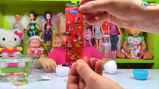 ✔ Минни Маус. Ярослава открывает Яйца с Сюрпризами. Видео для детей. Minnie Mou[-s-e-] Toys ✔ v